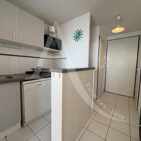 1 Chambre, Vue Mer, Acces Direct شقة سُت